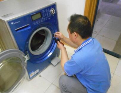 深圳小天鹅洗衣机维修中